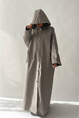 Lange Regenjacke